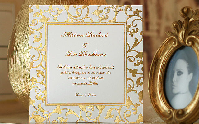 Svatební oznámení se zlatým písmem: Luxus, který zaujme